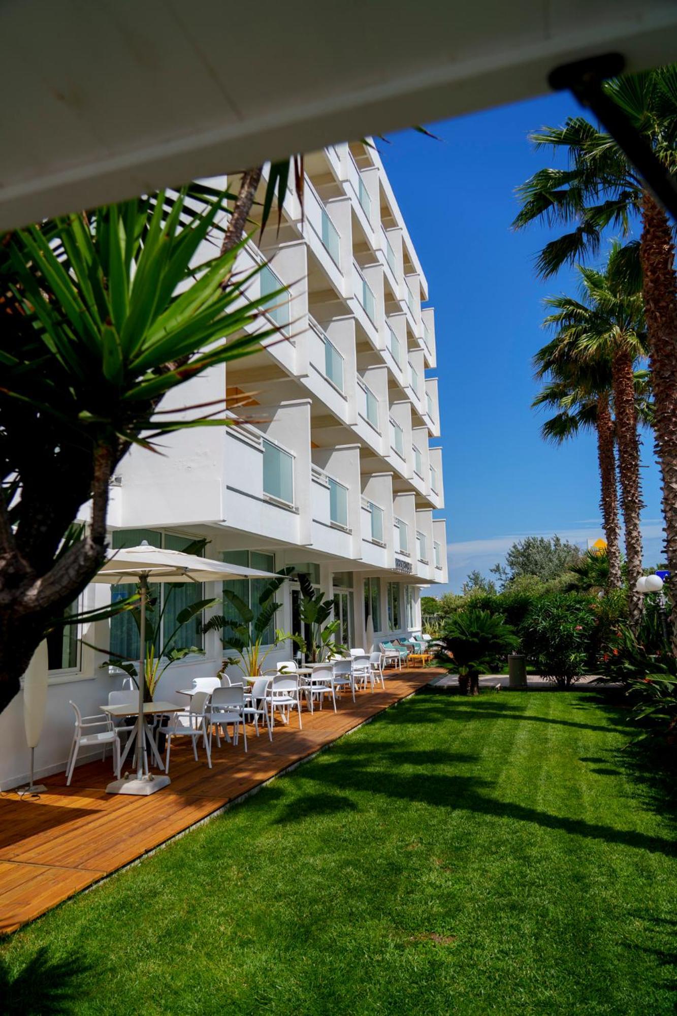 Hotel Belvedere Martinsicuro Exterior foto